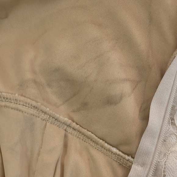 Boho wedding dress. Excellent condition. Unaltered PENDING SALE - Picture 11 of 14